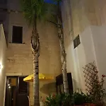 Residenza Pizziniaco Alojamento de Acomodação e Pequeno-almoço Lecce