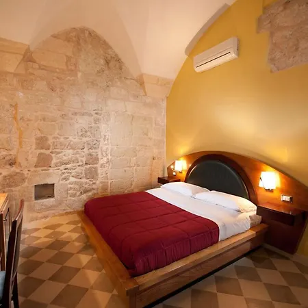 Residenza Pizziniaco Alojamento de Acomodação e Pequeno-almoço Lecce