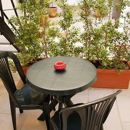 Residenza Pizziniaco Oda ve Kahvaltı 4*