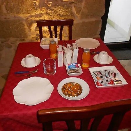 Residenza Pizziniaco Oda ve Kahvaltı