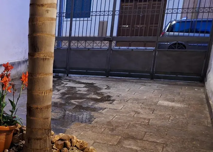 Residenza Pizziniaco 莱切